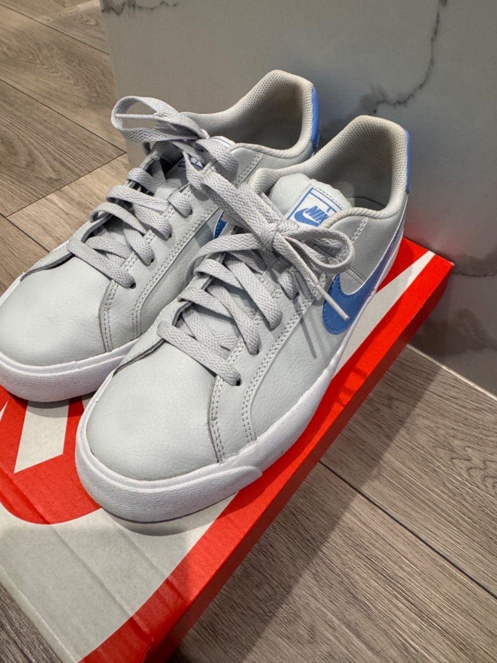 Nike Court Royale AC Grey Blue Women’s Size 9 Leather Sneakers